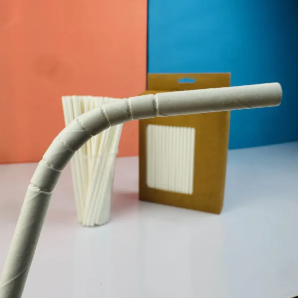 Pailles en carton flexibles blanches – Image 4