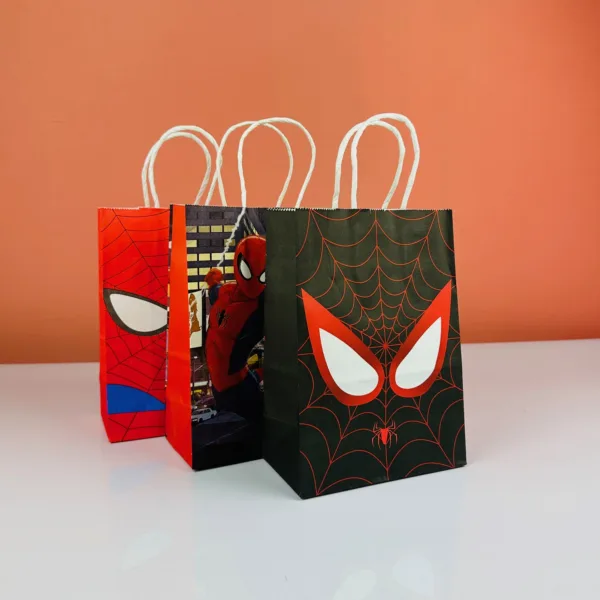 Sacs en papier spiderman 20x15cm