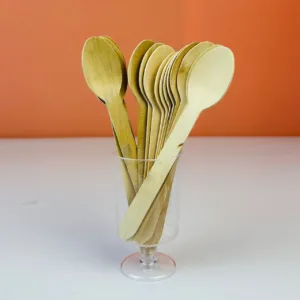 Cuillères jetables en bois
