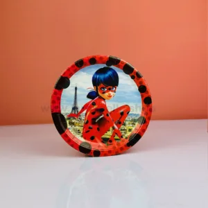 Assiettes en carton rondes ladybug 17cm