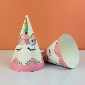 Chapeaux en carton licorne