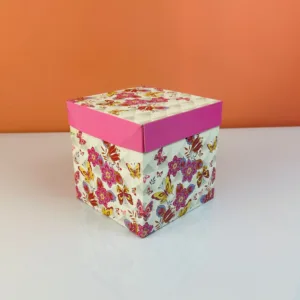 Gift box rose décoré 15x15cm