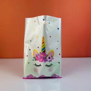 Plastiques a emporter licorne 27x18cm