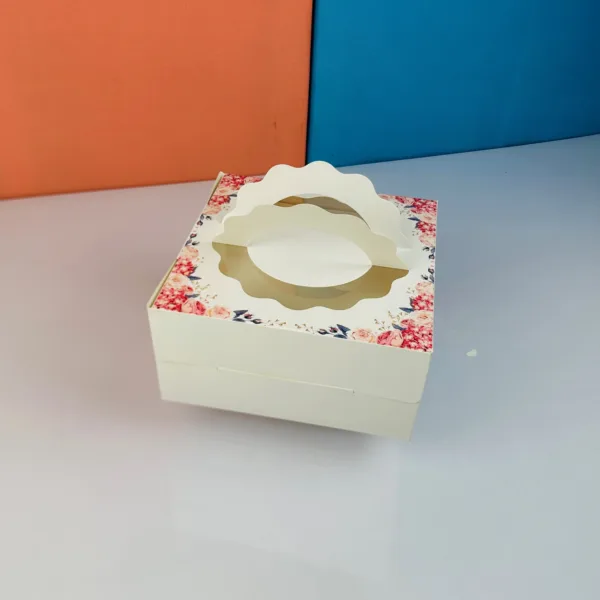 Cakebox blanc décoré avec fenêtre et manche 20x20x10cm – Image 2