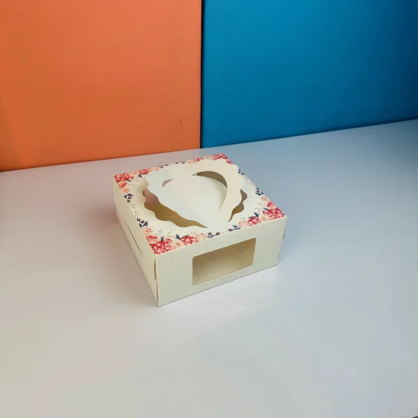Cakebox blanc décoré avec fenêtre et manche 20x20x10cm