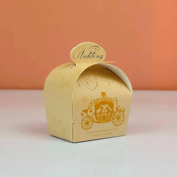 Boîtes à dragées char beige thème mariage