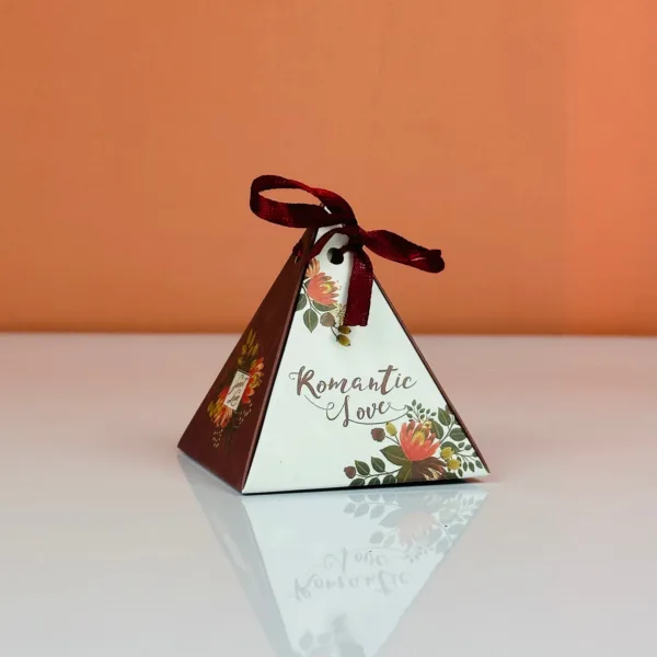 Boîtes à dragées forme triangulaire romantic love – Image 3