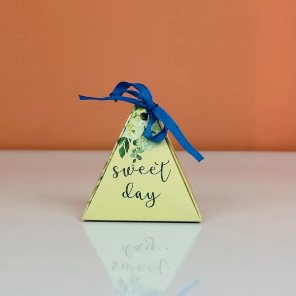 Boîtes à dragées forme triangulaire sweet day – Image 3