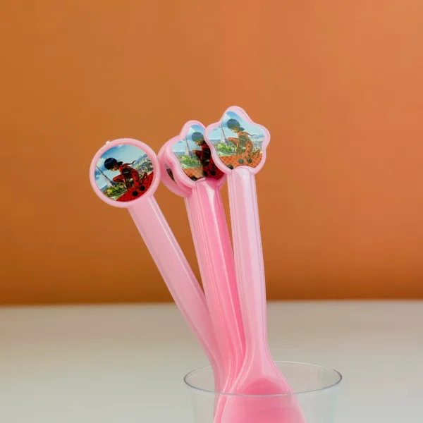 Cuillères rose décorées ladybug – Image 2