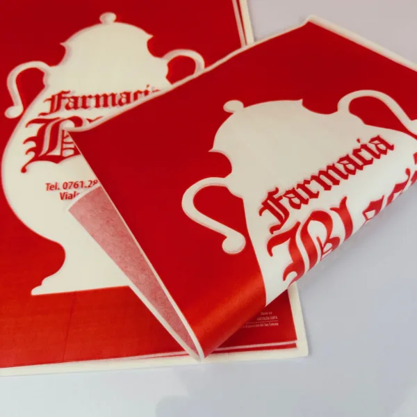 Feuille de papier sulfurisé rouge – Image 2